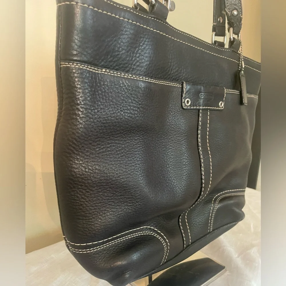 COACH HAMILTON BLACK PEBBLED LEATHER TOTE BAG D1072-F13809 - Picture 4 of 8